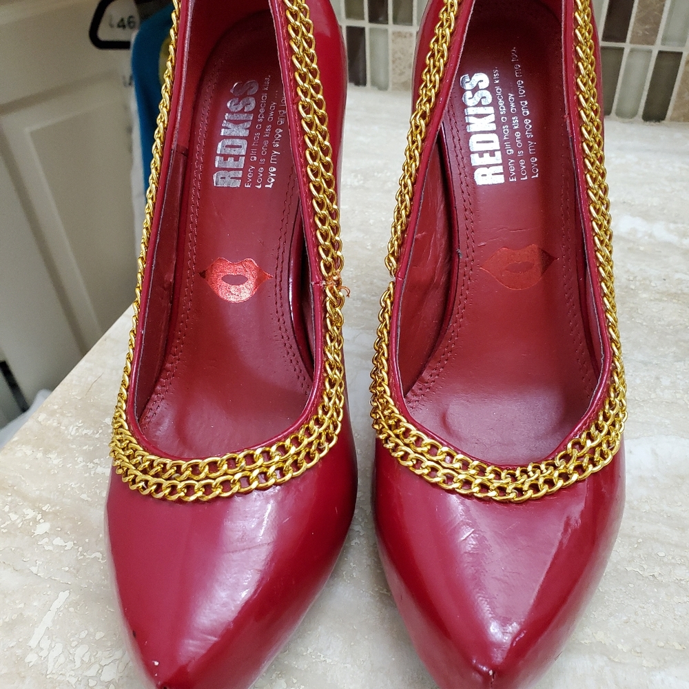 Shoes - Picture 4 of 4